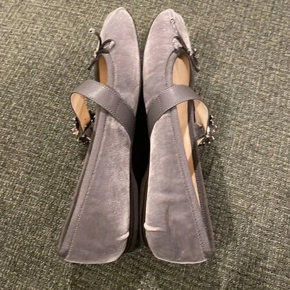 Nine West gray velvet Mary Janes (sz 7 1/2) - Picture 3 of 11